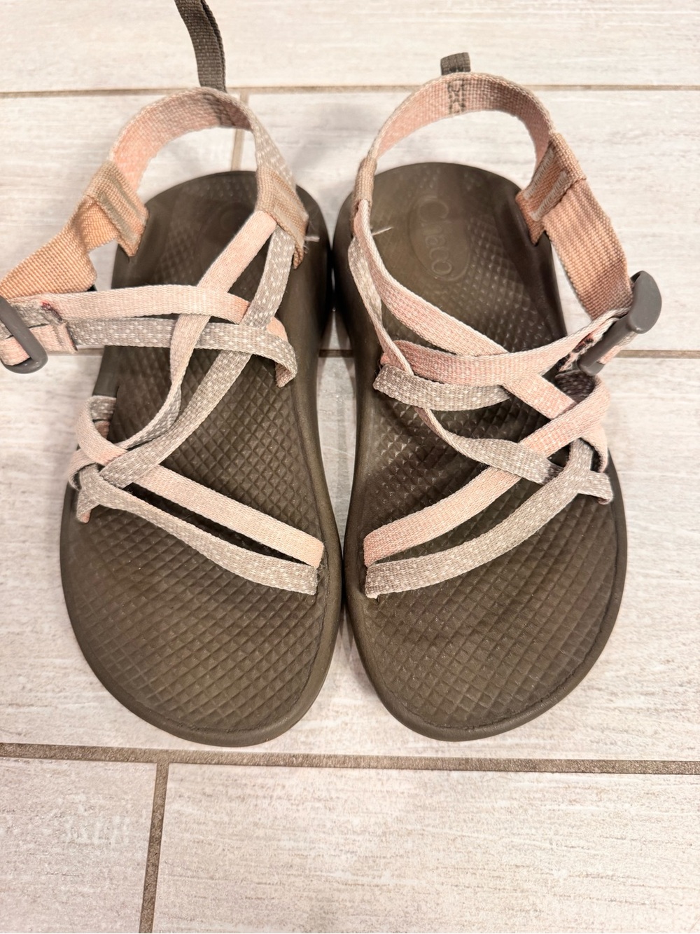 Girl’s Chaco Strappy Outdoor Sandals - Pink